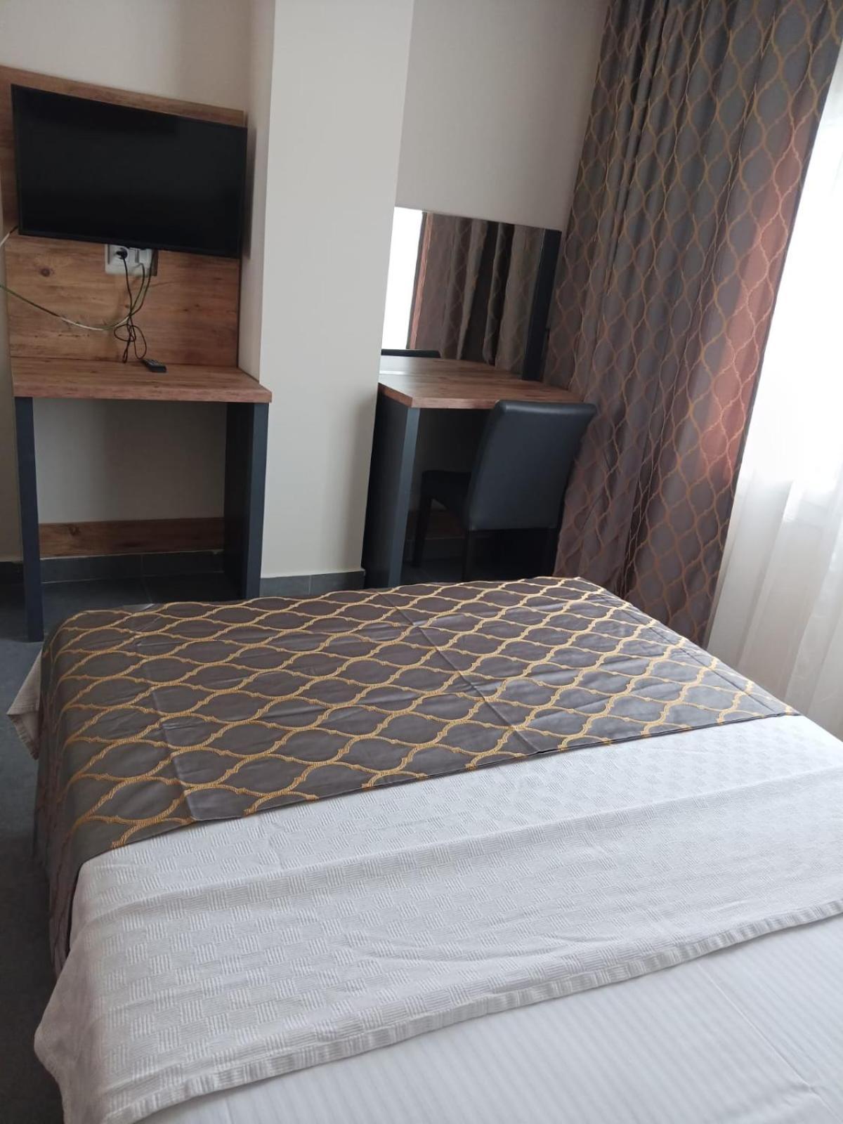 Club Efes Otel Силифке Экстерьер фото